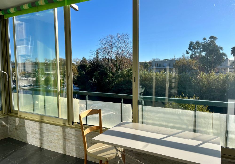 Grand Studio à Mandelieu